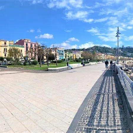 Appartamento La Casa Di Vittoria Pozzuoli Esterno foto